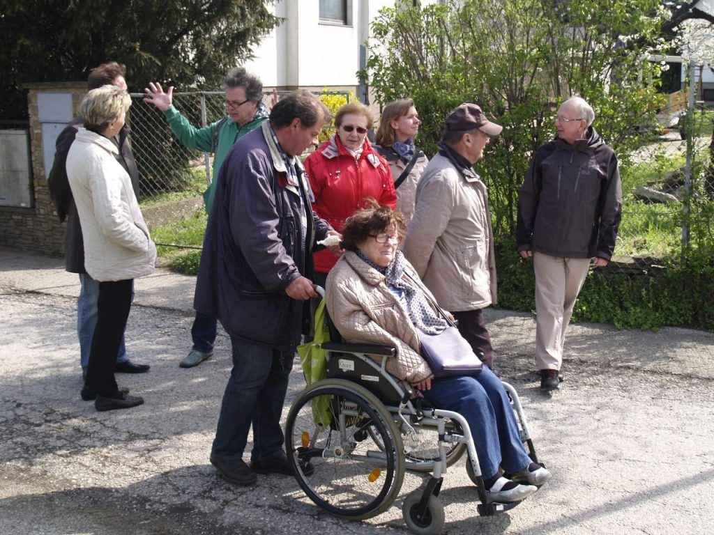 Die Wandergruppe bei der 3 Pfarren Wanderung. © Pfarre Neustift