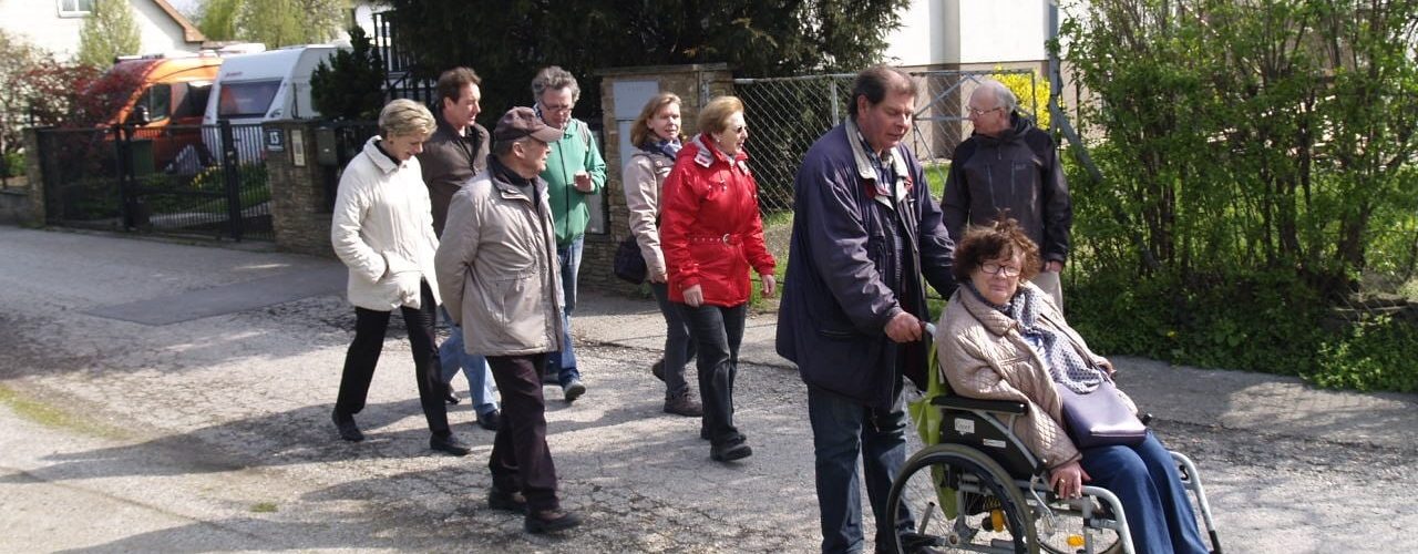 Die Wandergruppe bei der 3 Pfarren Wanderung. © Pfarre Neustift