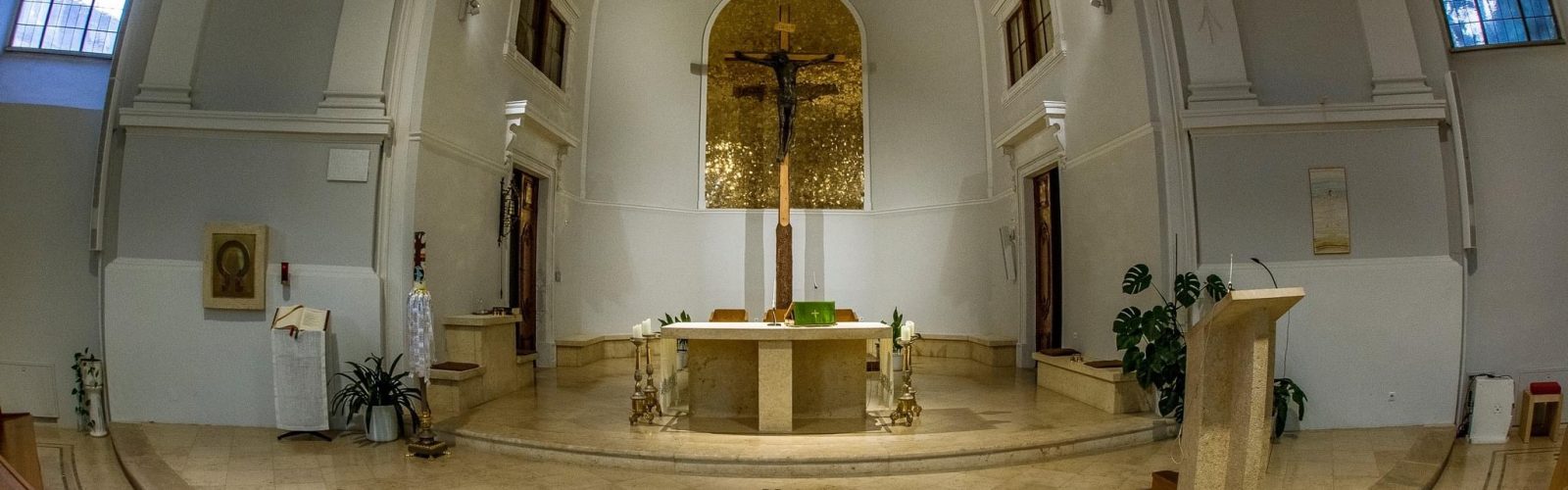 Kirche Altar Fischauge © Peter Janacek FZA